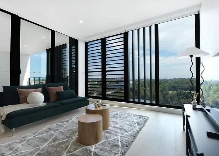 Mq Lux 2Br Apartment With Study, Pool, Free Parking, Metro